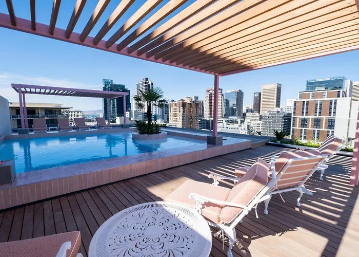 The Rose 104: Modern Studio In Heart Of The City